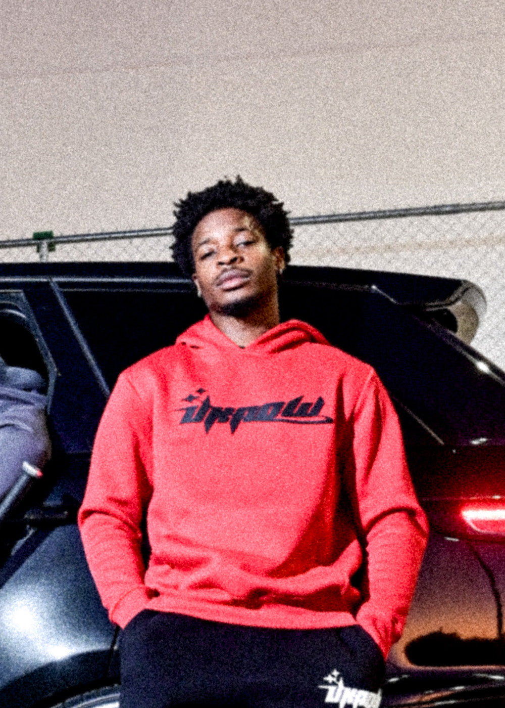 UKNOW ΦΟΥΤΕΡ ΚΟΚΚΙΝΟ ΜΕ ΛΟΓΟΤΥΠΟ COTTON OVERSIZED FIT - SILENT DISTRICT HOODIE