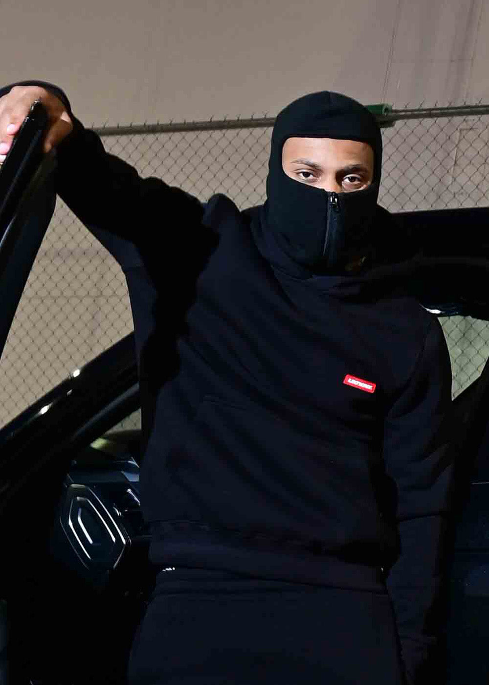 UKNOW ΦΟΥΤΕΡ ΜΑΥΡΟ COTTON REGULAR FIT - NIGHTMODE HOODIE