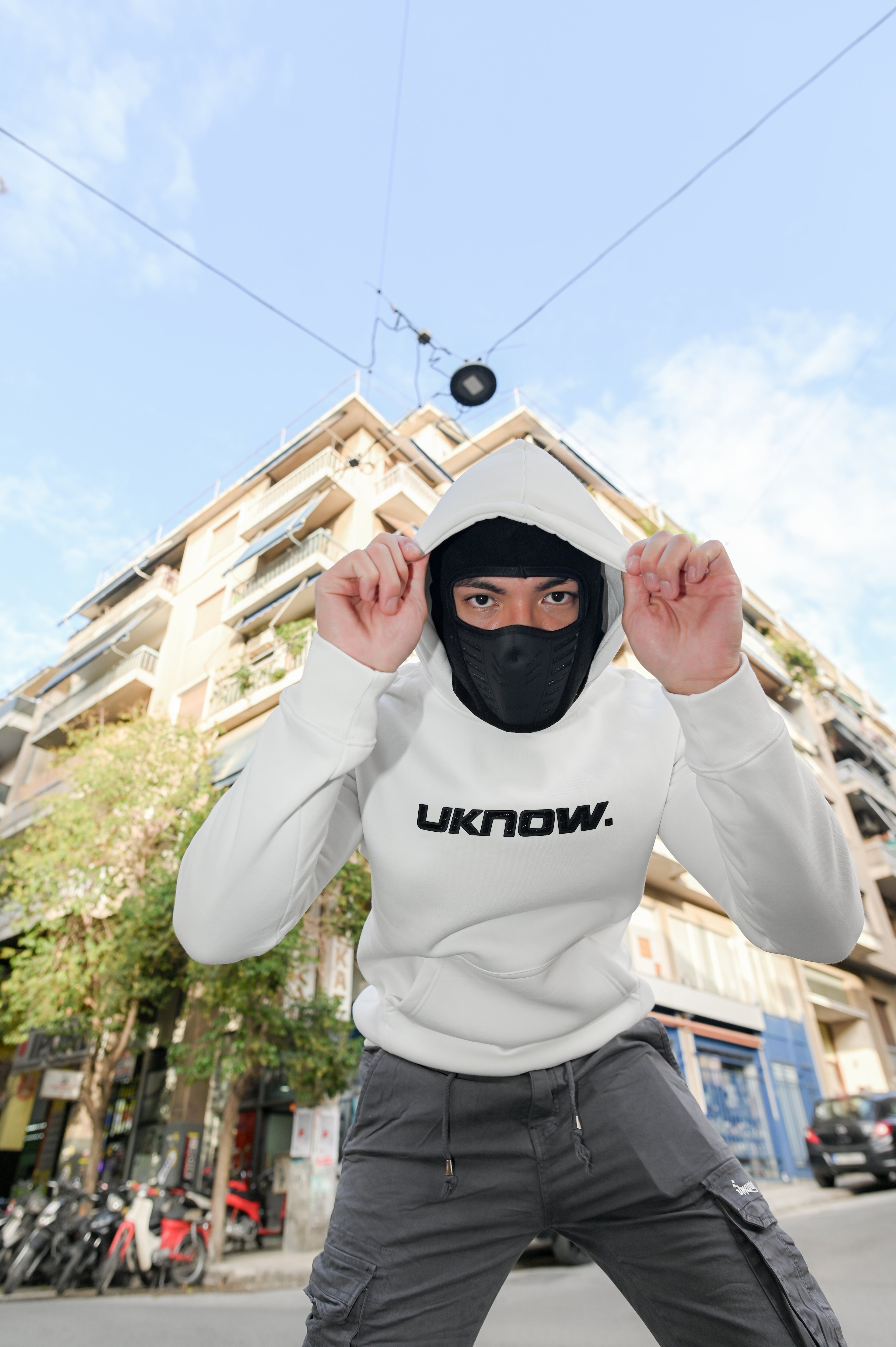 UKNOW ΦΟΥΤΕΡ ΑΣΠΡΟ ΜΕ ΤΥΠΩΜΑ COTTON REGULAR FIT - HUMAN STATIC HOODIE